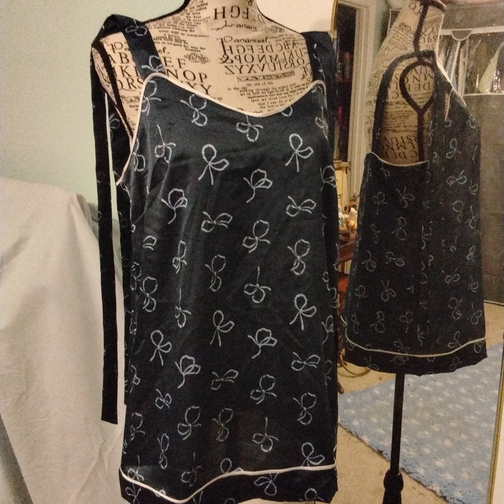 Women's NWT Banana Republic dark blue print pajama top Size S/T Luxegift